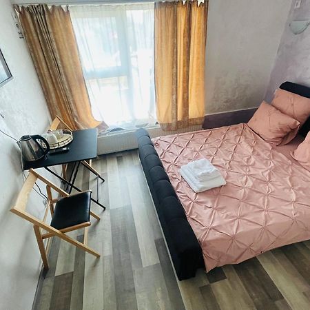 Urban Suites Iasi Bagian luar foto